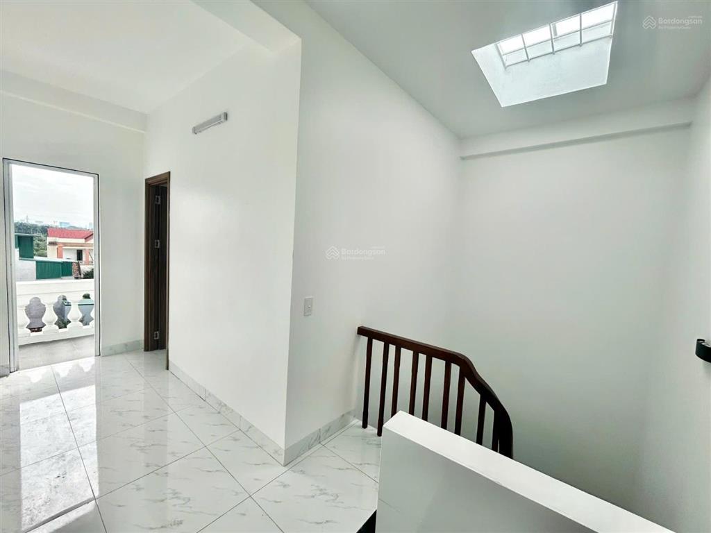 Gần học viện tài chính  nhà mới tinh  thiết kế hiện đại