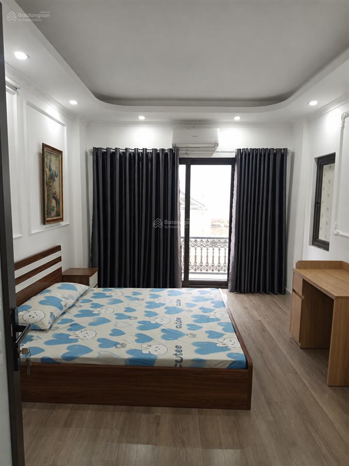 Giá hiếm cổ nhuế  5 tầng  ngõ thông, gần ô tô