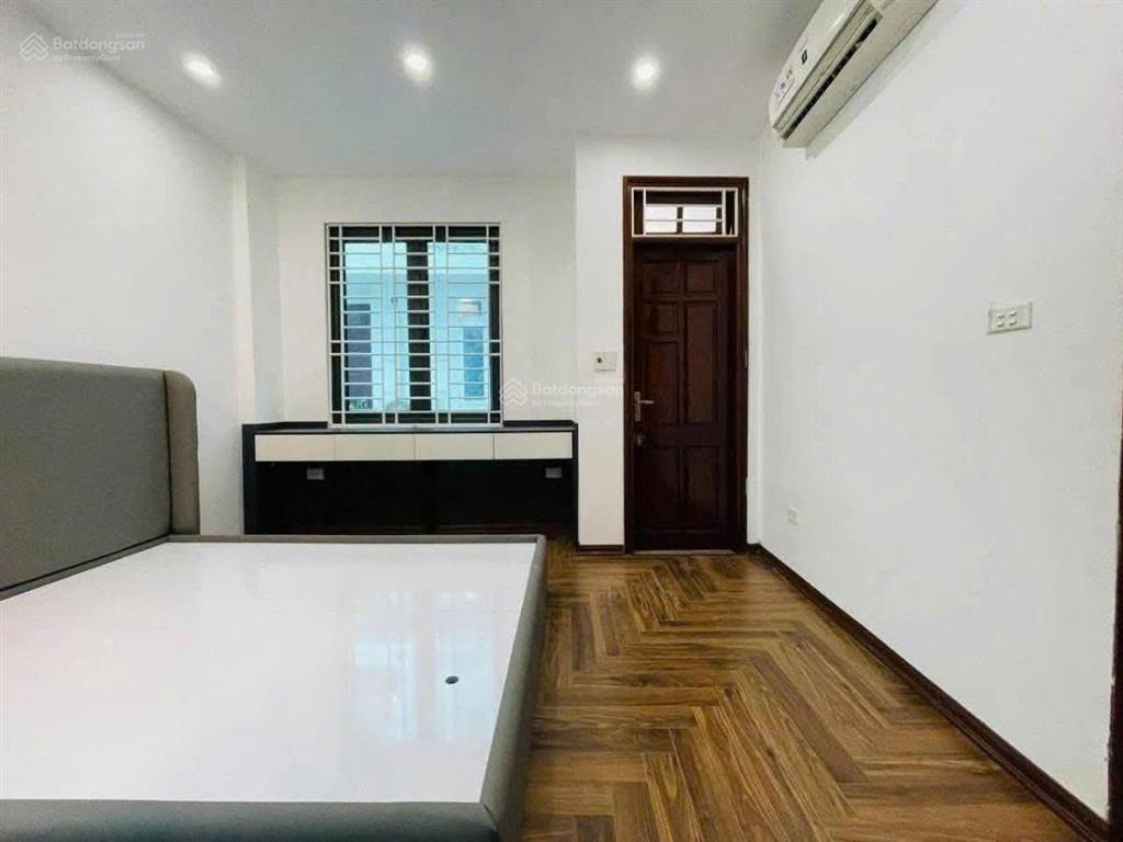 Yên hòa  lô góc 3 thoáng  sân rộng