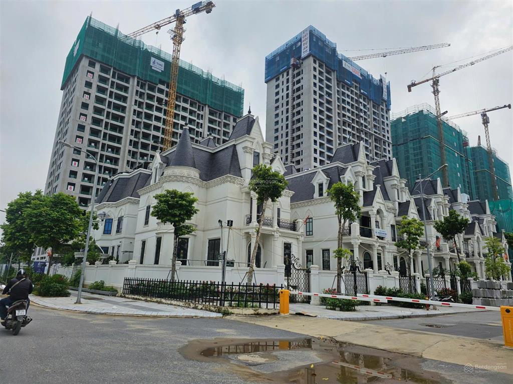 Đất phân lô nguyễn đình tứ  90m2  mặt tiền 7,2m ô tô tránh