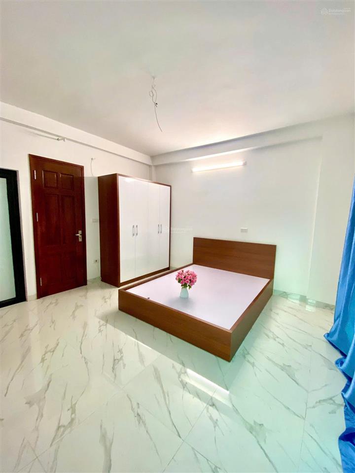 Ccmn 7 tầng thang máy  10 phòng khép kín  dòng tiền 30 triệu/tháng