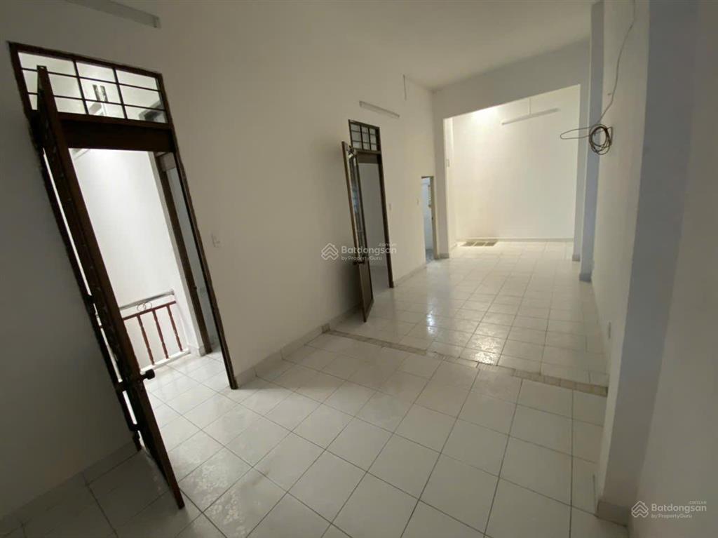Bán nhà 7 phòng ngủ lớn, hẻm 7m rộng rãi, cách mt nguyễn văn lượng 20m, giá chỉ 11,2 tỷ