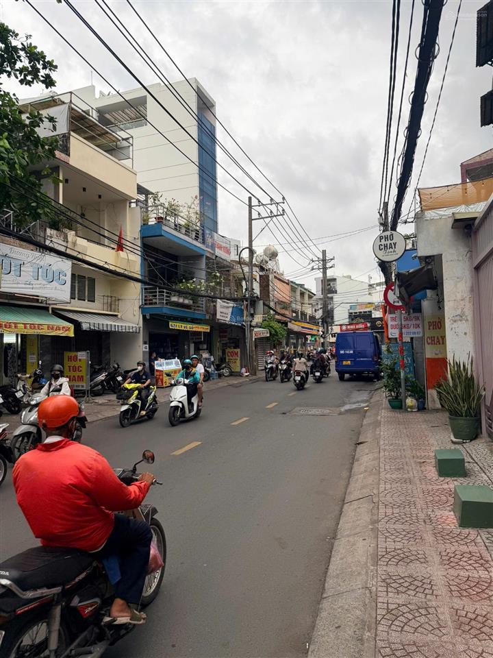 Bán gấp nhà mt phan văn trị, quận bình thạnh dt 4,65x22m nhà 5 tầng 12 phòng hđ thuê 85tr/tháng