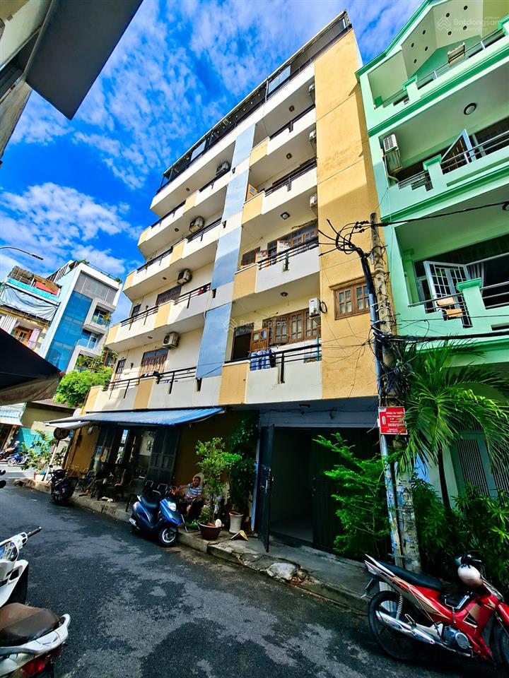 Bán tòa nhà mt đào duy anh, p.9, phú nhuận 4x16 (64m) 5 tầng căn góc vị trí đẹp giá 23,5 tỷ