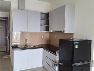 Cho thuê 2pn, nhà đầy đủ nội thất, ở ngay được, 67m2, có ban công và logia phơi đồ riêng