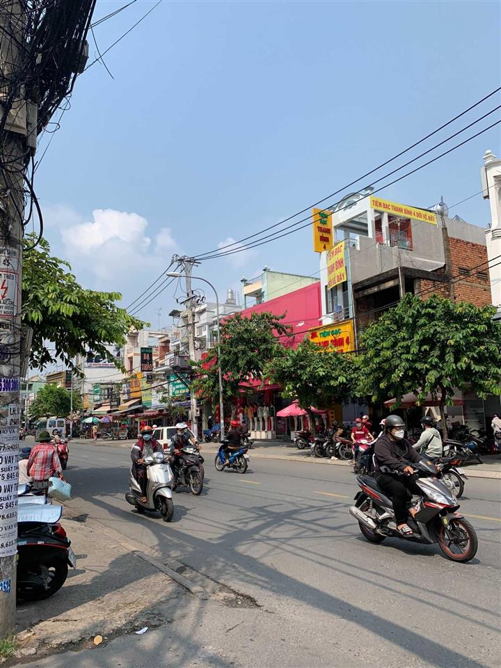 Siêu đắc địa mt nguyễn ảnh thủ, trung mỹ tây, q12  dt 30mx55m, đang cho thuê 300tr/th