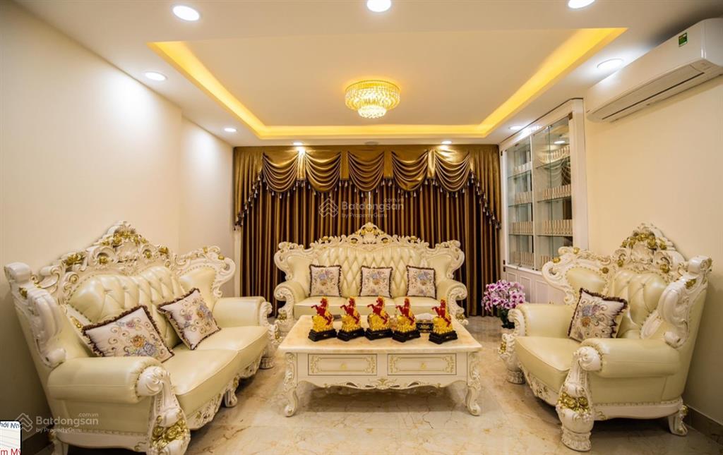 Bán gấp mt phan văn hớn, quận 12, dt 4,1x30m, kc 7 tầng có hầm & thang máy + hđt 70tr/th