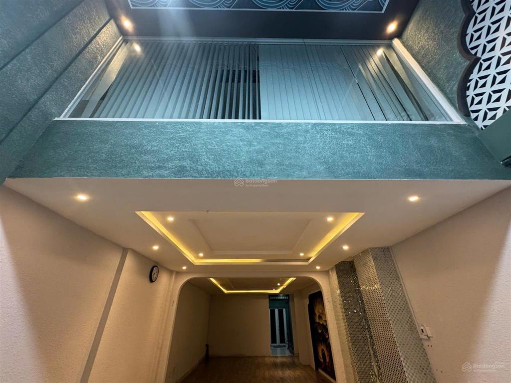 Mt trần thị nghỉ, thuộc kdc cityland gò vấp, 5x20m, 400m², 5 tầng, 7pn, kd đẹp, giá thuê 45tr/th
