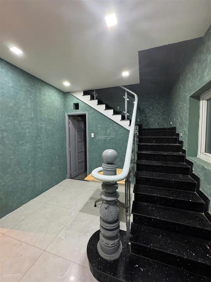 Mt trần thị nghỉ, thuộc kdc cityland gò vấp, 5x20m, 400m², 5 tầng, 7pn, kd đẹp, giá thuê 45tr/th