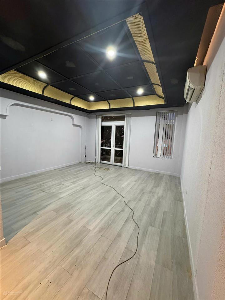 Mt trần thị nghỉ, thuộc kdc cityland gò vấp, 5x20m, 400m², 5 tầng, 7pn, kd đẹp, giá thuê 45tr/th