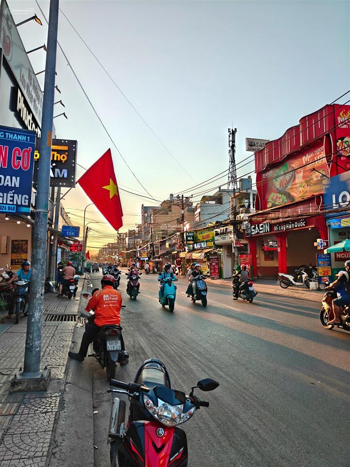 Mt nguyễn ảnh thủ 5x15m, đoạn hiệp thành city, vị trí đẹp kinh doanh tốt, chỉ 8.5 tỷ