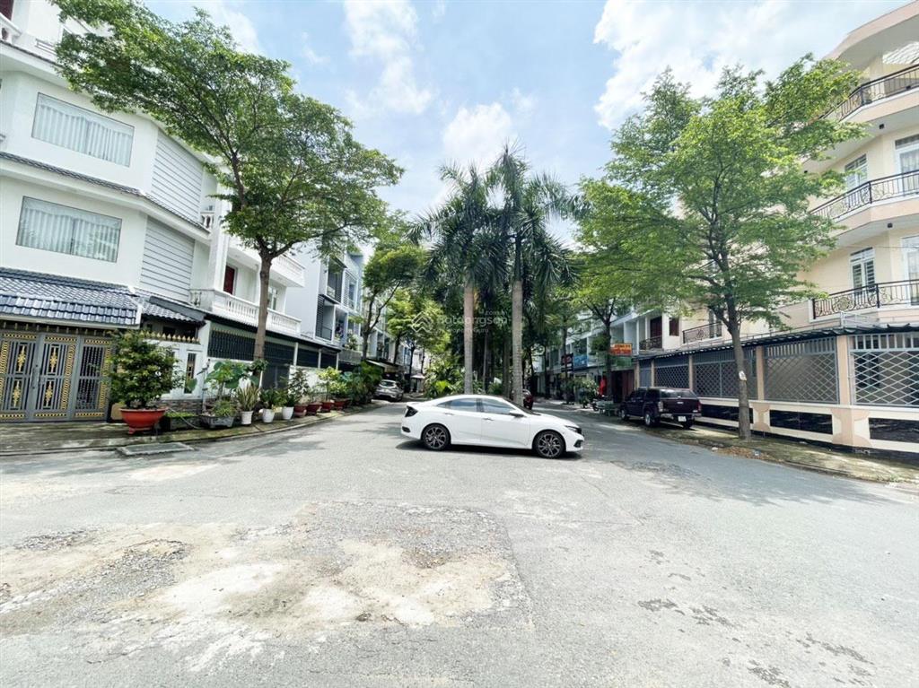 Mt nguyễn thị búp, 3 tầng, dt 5x18m, vỉa hè rộng, không còn lộ giới, giá đầu tư