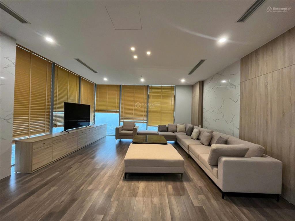 Chính chủ cho thuê căn hộ the nine ở phạm văn đồng, 23pn.2wc. căn góc view kính, có slot ô tô.
