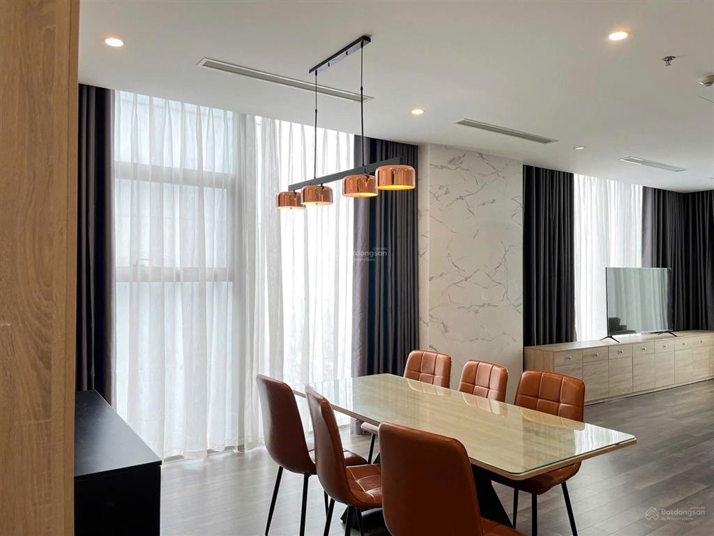 Chính chủ cho thuê căn hộ the nine ở phạm văn đồng, 23pn.2wc. căn góc view kính, có slot ô tô.