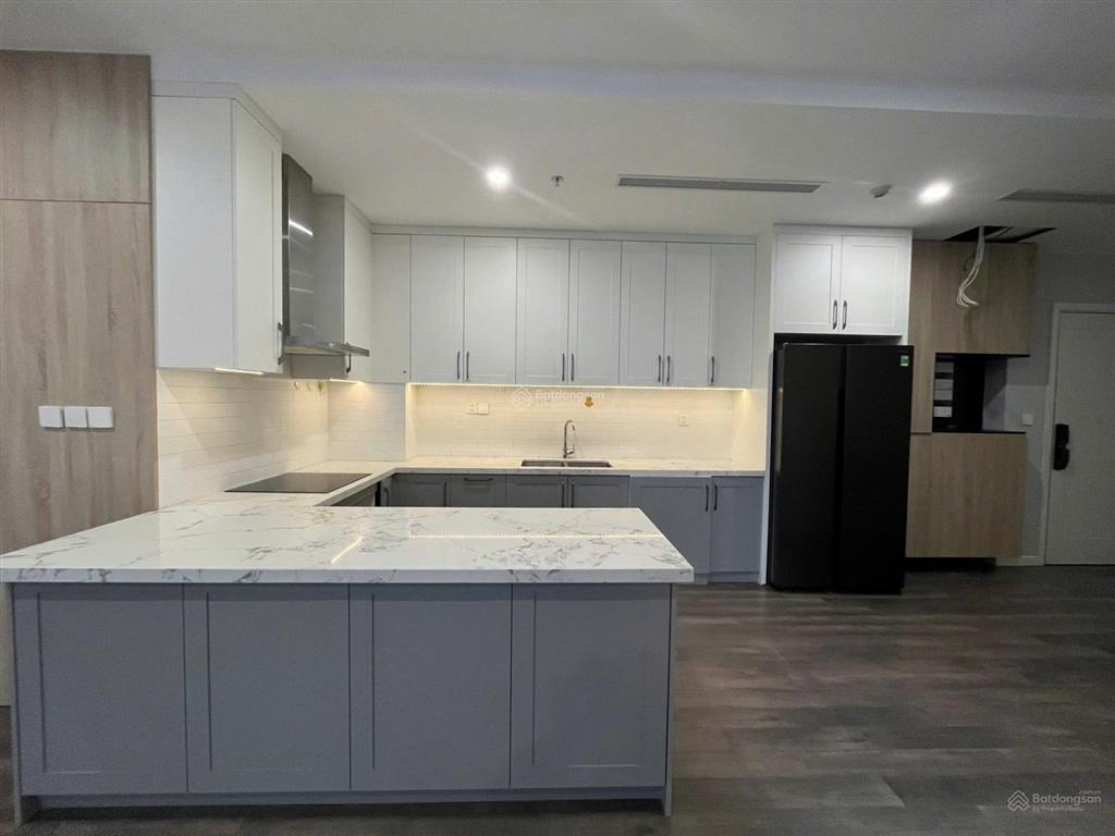 Chính chủ cho thuê căn hộ the nine ở phạm văn đồng, 23pn.2wc. căn góc view kính, có slot ô tô.