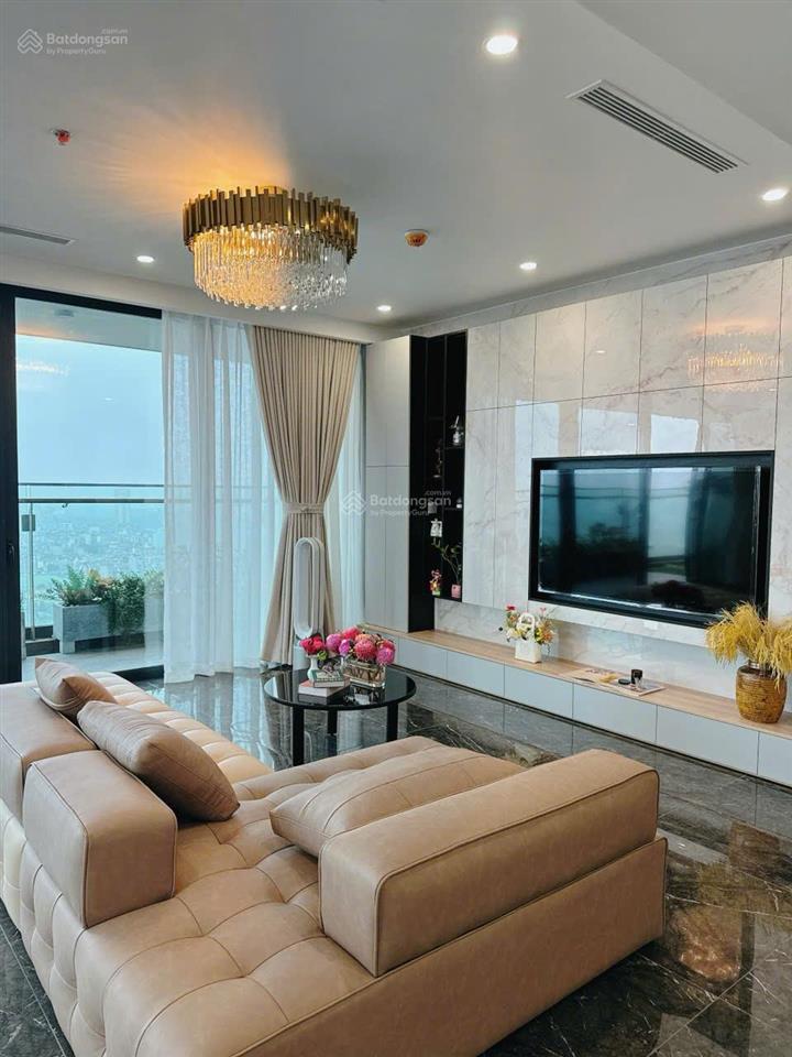 Em chính chủ cho thuê căn hộ sunshine golden river | 3pn 161m², có slot ô tô, vào ở ngay