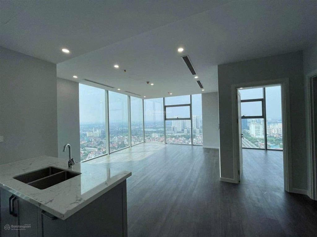 Chính chủ gửi cho thuê căn góc hoa hậu 3pn, 2wc đồ cơ bản hoặc full đồ. giá chỉ 20tr tại the nine