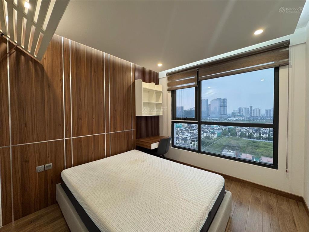 Chính chủ gửi! cho thuê gấp căn 3pn 6th element tây hồ, cơ bản/full đồ, vào luôn, có slot ô tô