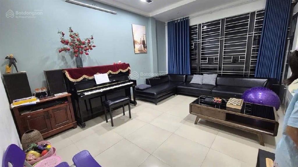 Bán nhà lk cổng đồng la khê  hà đông.
ô tô vào nhà, khu phân lô dân trí cao nhà đẹp ở ngay!