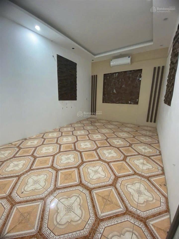 Hiếm có khó tìm  mặt phố nguyễn văn trỗi hà đông  kinh doanh đỉnh  vỉa hè đá bóng
