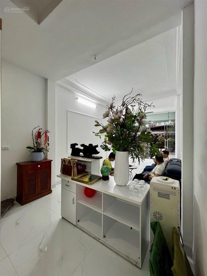 Bán nhà phân lô giãn dân mỗ lao, hà đông  38m2 x 5t  vỉa hè, ô tô tránh, cạnh hồ kinh doanh tốt