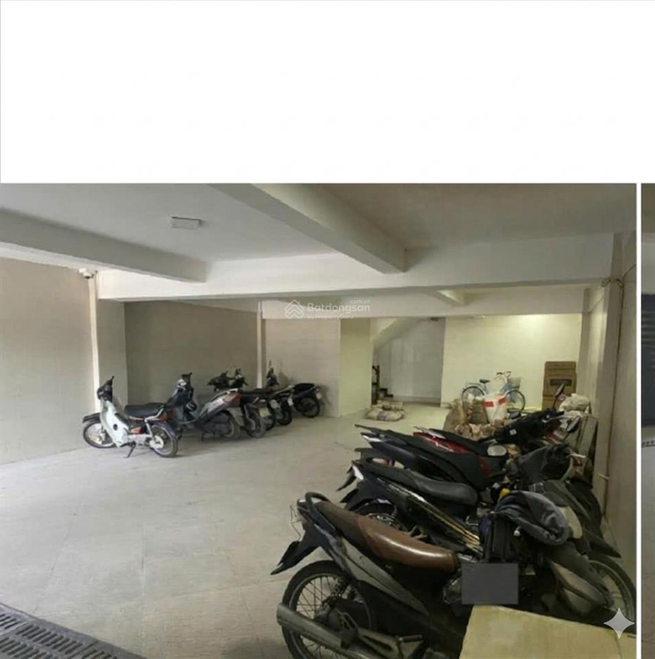 Hot văn phòng view hồ 3 mẫu ô đồng lầm có hầm xe + thang máy diện tích 150m²