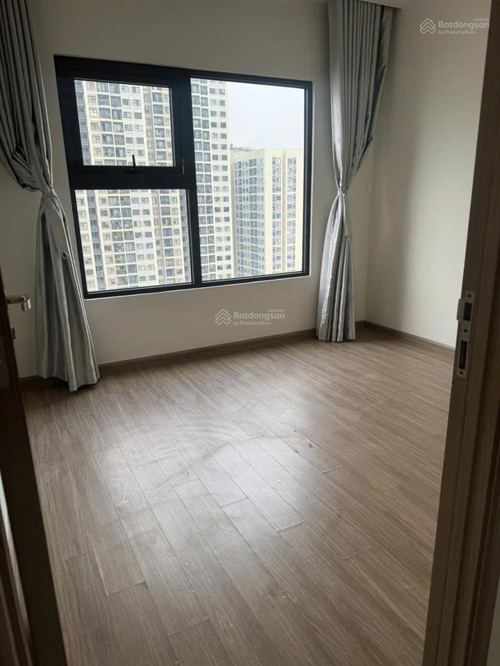 Bán căn hộ 2pn + 2wc 70m2 chỉ 3,02 tỷ sổ sẵn  dự án vinhomes grand park