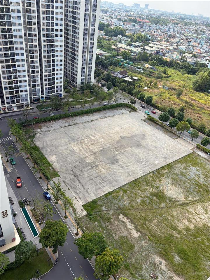 Bán căn hộ 2pn + 2wc 70m2 chỉ 3,02 tỷ sổ sẵn  dự án vinhomes grand park