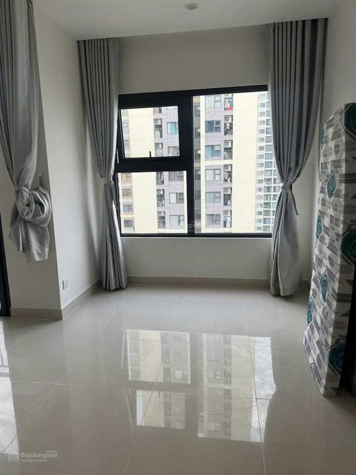 Bán căn hộ 2pn + 2wc 70m2 chỉ 3,02 tỷ sổ sẵn  dự án vinhomes grand park