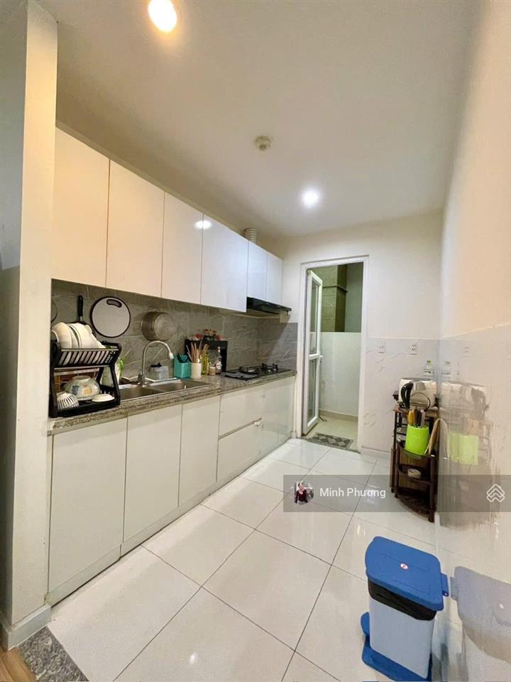 Bán gấp căn the avila q8  2pn 2wc  72m2  1ty590