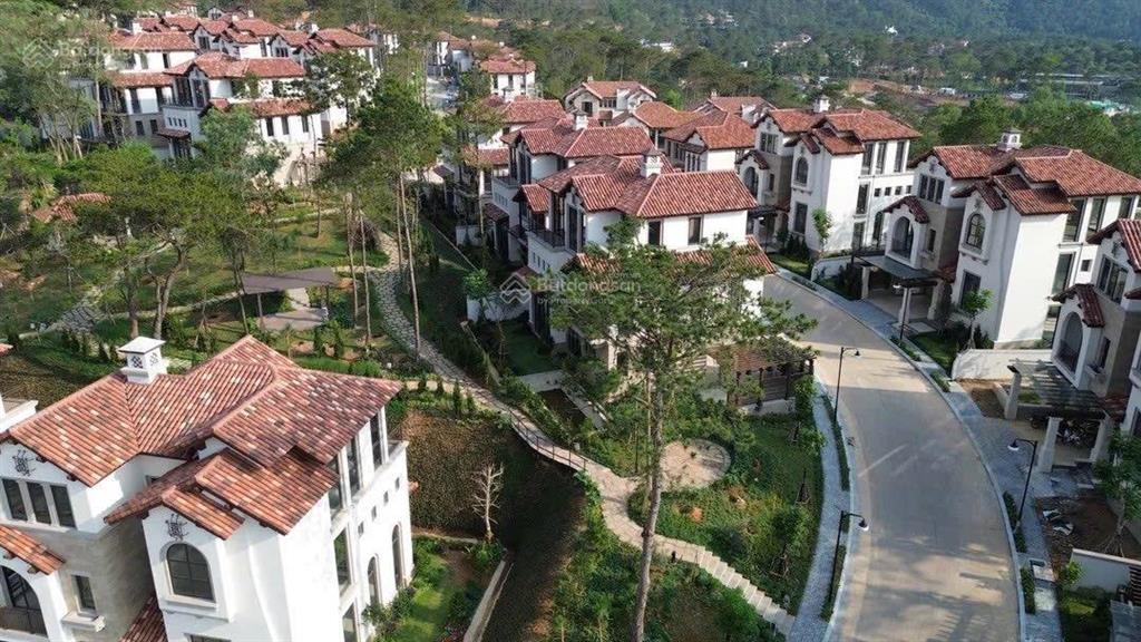 Chỉ 13,7 tỷ biệt thự song lập valley park nhận nhà luôn, ôm trọn công viên rừng  thanh xuân valley