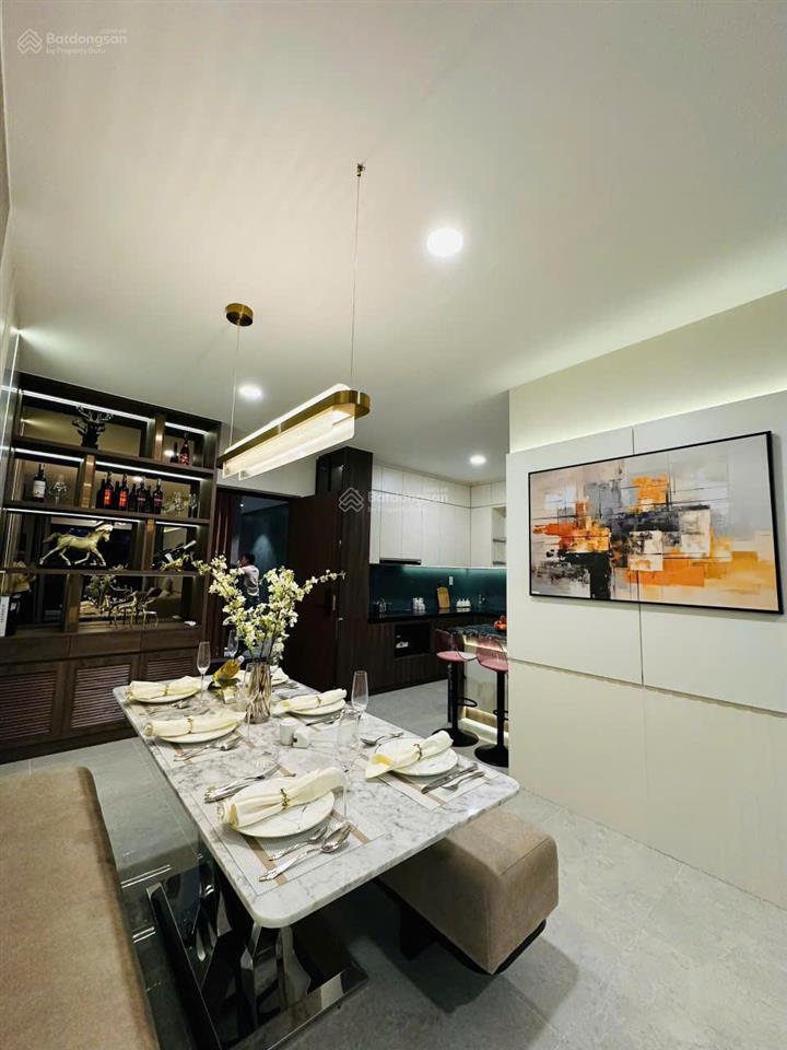 Căn góc hoa hậu 3pn3wc 99m2 view hồ gươm xanhview sông sài gòn 4,9 tỷ đã vatcam kết thuê 15tr/th