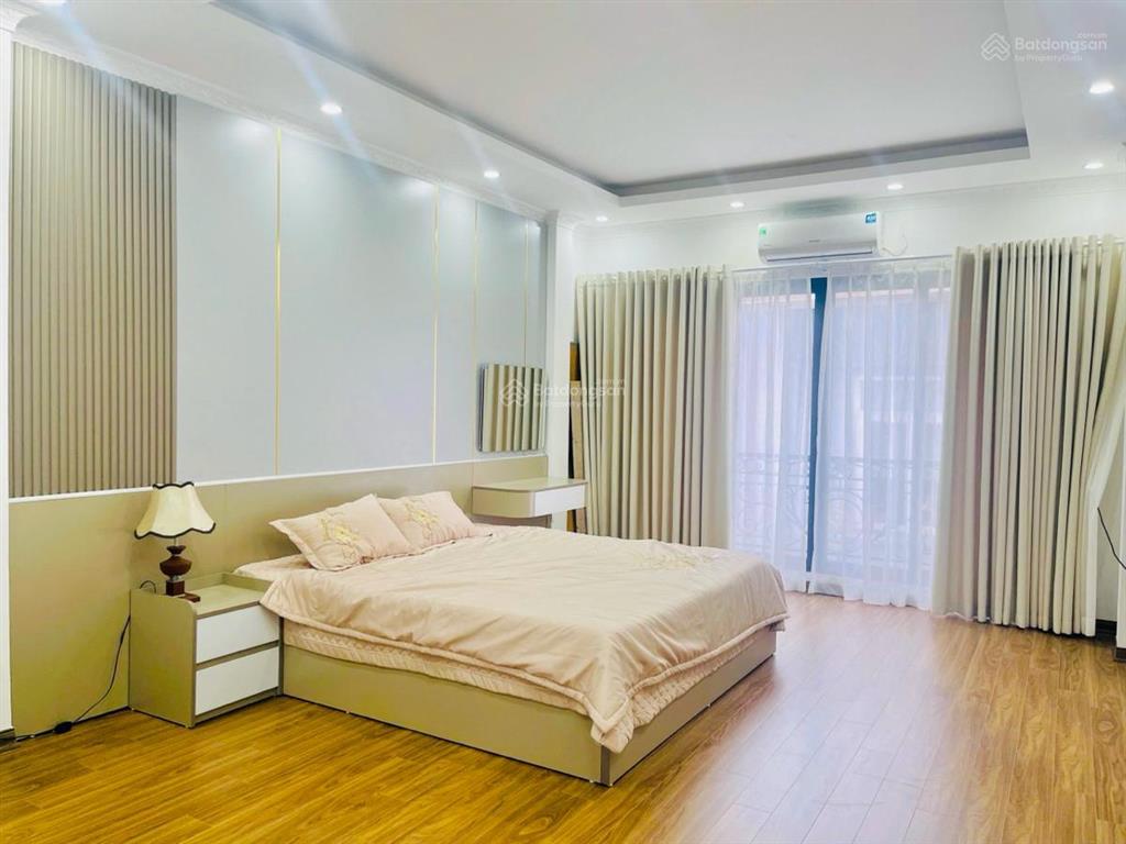 Bán nhà tôn đức thắng, sát phố, ngõ ba gác thông, nhà xây mới, 2 thoáng, full đồ, 41m2*5t