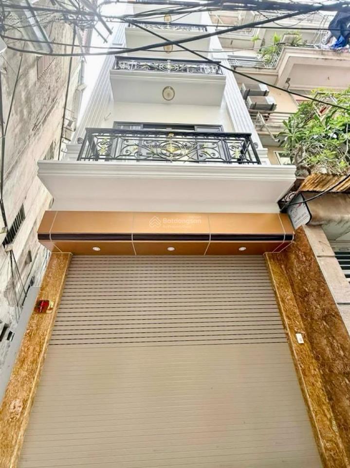 Bán nhà tôn đức thắng, sát phố, ngõ ba gác thông, nhà xây mới, 2 thoáng, full đồ, 41m2*5t
