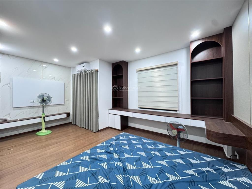 Hiếm! cát linh, 30m ra phố, ngõ thông, không qh, nhà xây mới, 2 thoáng, full đồ, 32m*5t