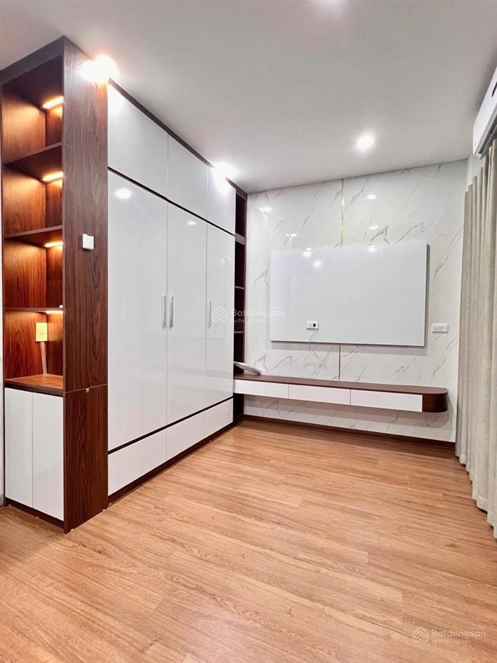 Hiếm! cát linh, 30m ra phố, ngõ thông, không qh, nhà xây mới, 2 thoáng, full đồ, 32m*5t