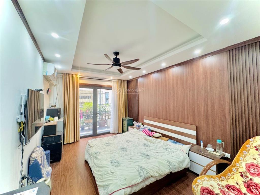 Hào nam, mặt ngõ, ô tô đỗ, ngõ thông, kinh doanh đỉnh, nhà dân xây mới, 2 thoáng, full đồ, 40m2*5t