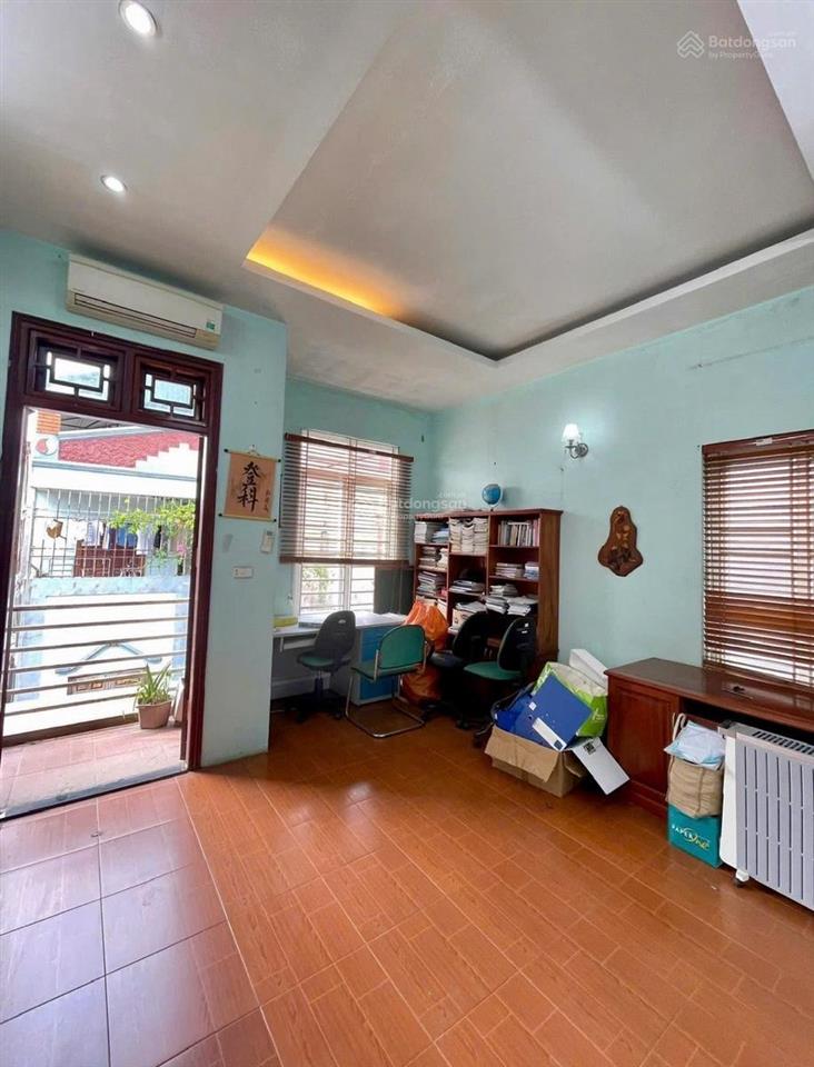 Siêu phẩm láng hạ, sát phố, ngõ ôtô, thông tứ phía, nhà dân xây chắc chắn, lô góc, 3 thoáng, 42m*5t