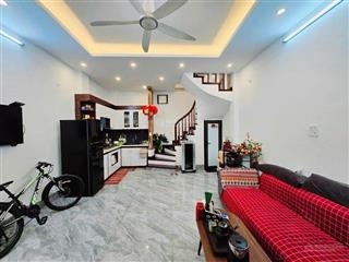 Giá đầu tư! p. thái hà, ngõ thông đẹp, vf3 đỗ gần, sổ vuông, tặng nt, không qh, mua tích sản, ~40m2