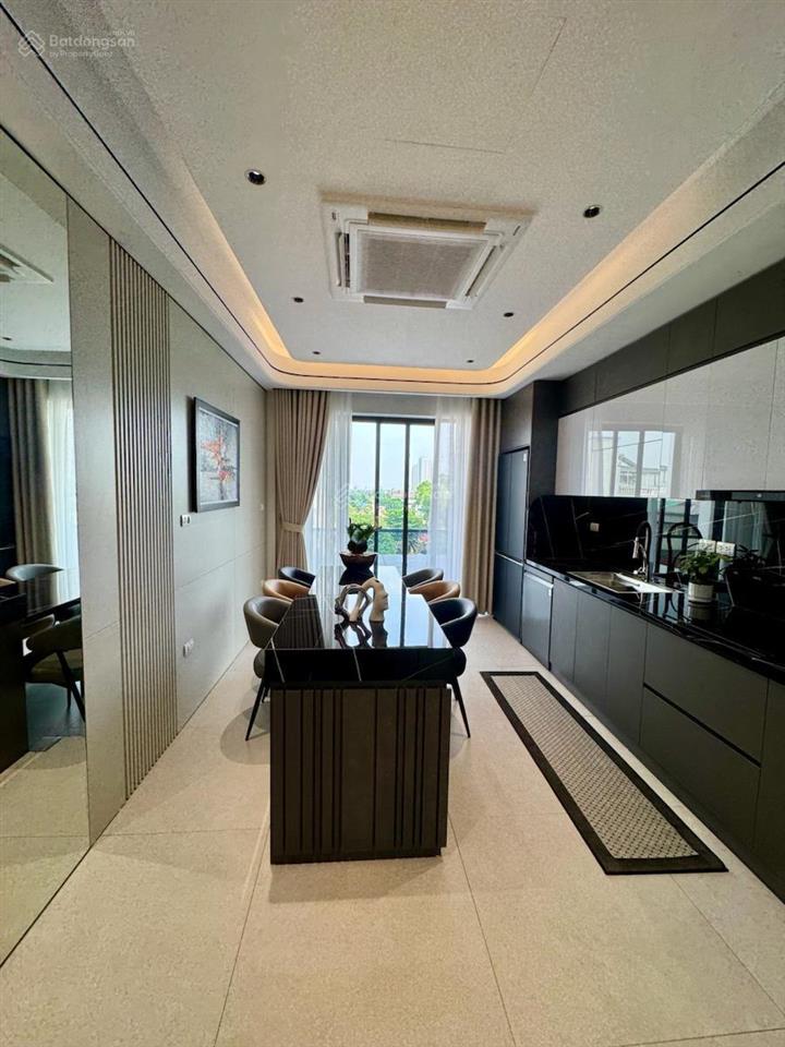 Tôn thất tùng, sát phố, ngõ ba gác thông tứ tung, kinh doanh đỉnh, nhà mới, lô góc, full đồ, 41m*5t