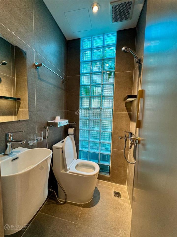 Tây sơn, 1 nhà ra ô tô, 30m ra phố, không qh, nhà mới,nhiều phòng, ở hay cho thuê đều được, 40m*6t