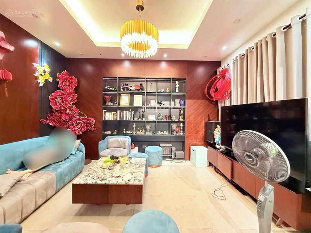 Trung phụng, 20m thẳng tắp ra phố, ô tô đỗ, không qh, nhà dân xây, lô góc, 3 thoáng, full đồ, 41m
