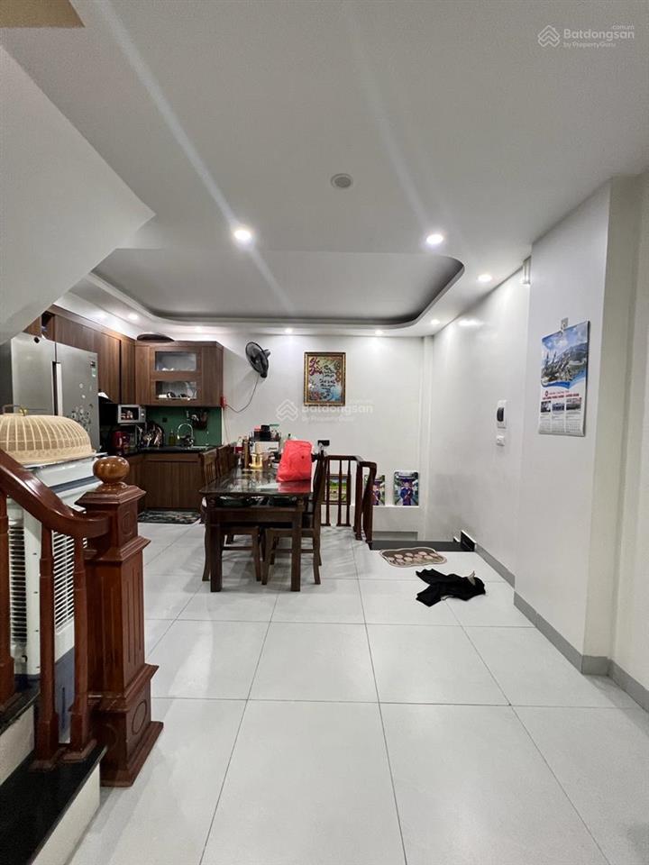 Hiếm! giảng võ, nhà đẹp ở ngay, vài bước ra phố, ngõ thông tứ phía, lô góc, full đồ, 41m²*5t