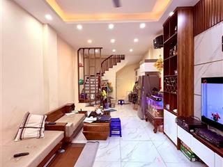 Bán nhà phương mai, ô tô đỗ, sát phố, ngõ thông, nhà dân xây chắc chắn, 2 thoáng, full đồ, 39m*5t