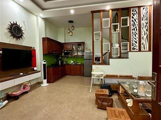 Giá đầu tư! văn miếu, ô tô cách nhà 10m, ngõ ba gác thông, nhà dân xây, lô góc, full đồ, 45m*5t