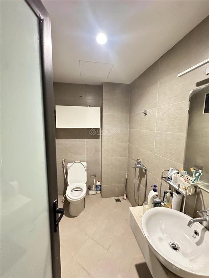 Chùa bộc, 20m ra phố, ngõ thông tứ phía, nhà dân xây, 2 thoáng, full đồ, gần ngay hv ngân hàng