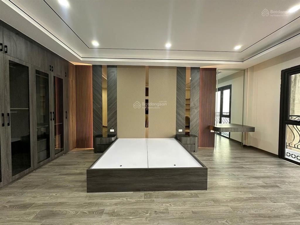Bán nhà ô chợ dừa, gần phố, 20m ra ôtô tránh, ngõ ba gác thông, nhà mới, 2 thoáng, full nt, 42m2*5t