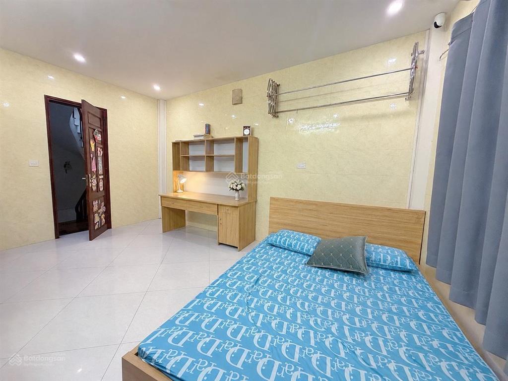 Bán nhà trung phụng, 10m thẳng tắp ra phố, ngõ thông, k qh, lô góc, nhà dân xây, 3 thoáng, 41m2*5t