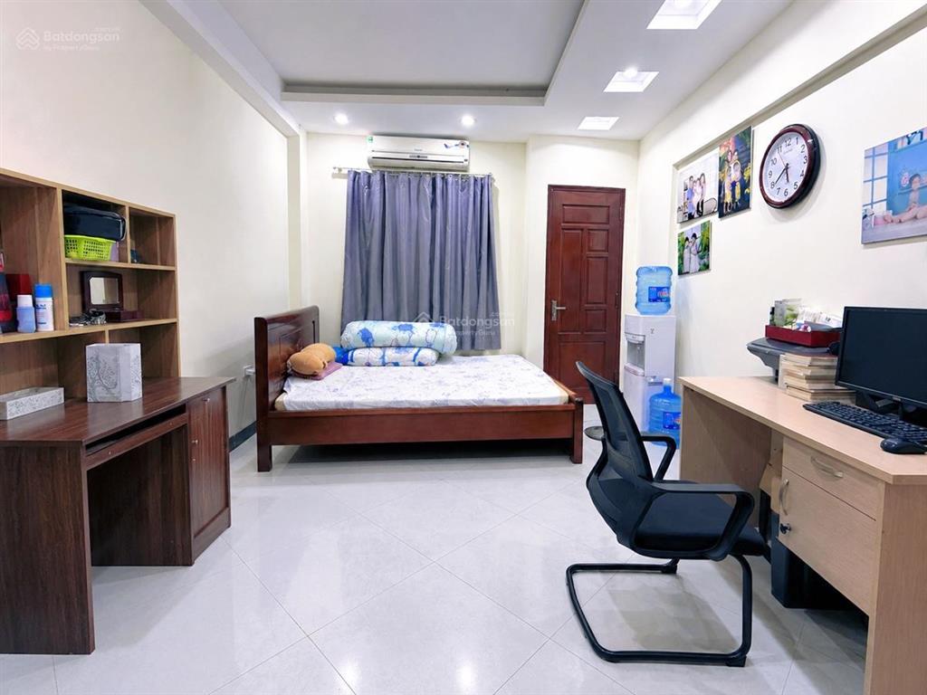 Bán nhà trung phụng, 10m thẳng tắp ra phố, ngõ thông, k qh, lô góc, nhà dân xây, 3 thoáng, 41m2*5t