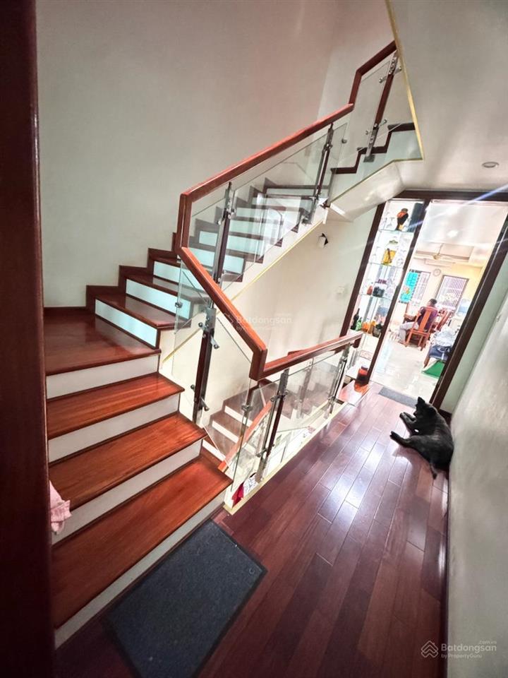 Tây sơn, 1 nhà ra ô tô tránh, ngõ thông tứ phía, gần phố, nhà dân xây chắc chắn, full đồ, 41m2*5t